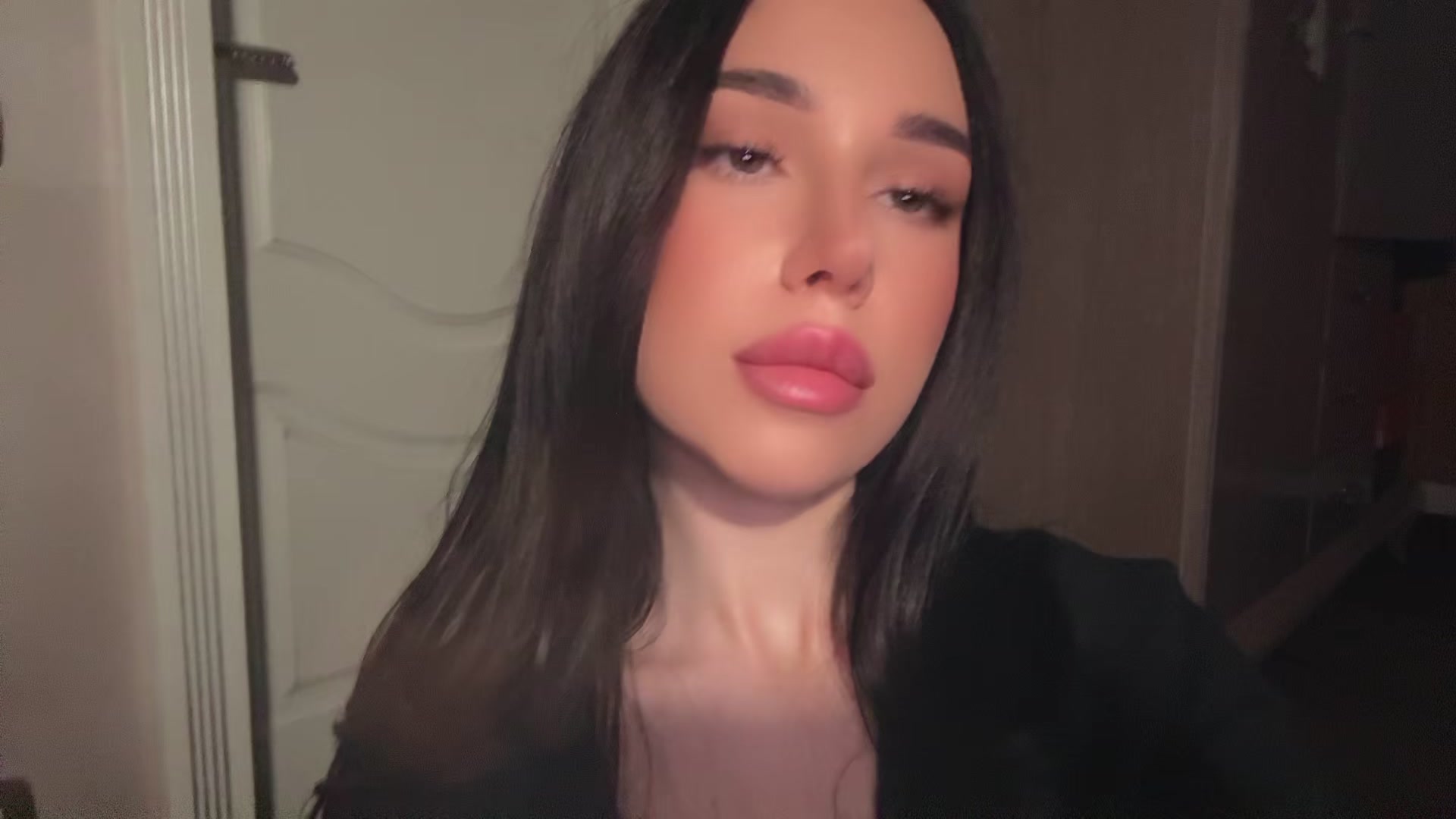 @Asshh_ann