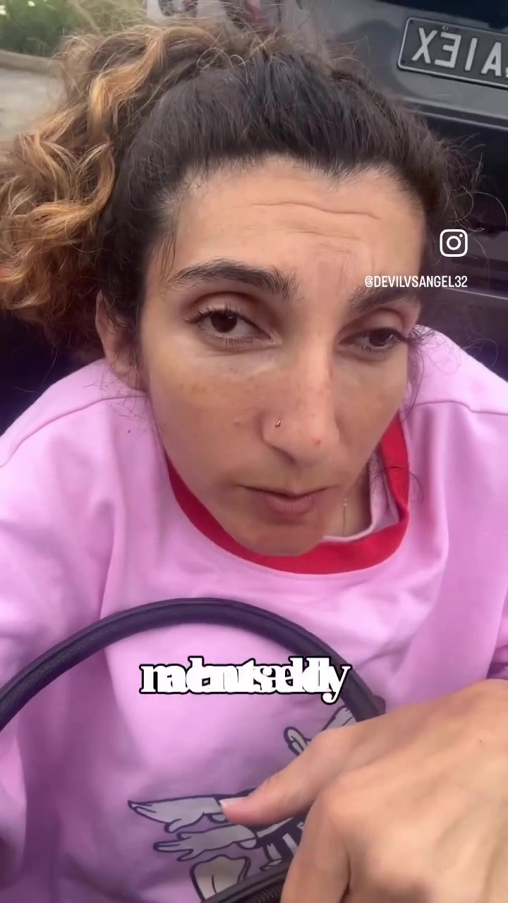 @SmileySarah32 🤡