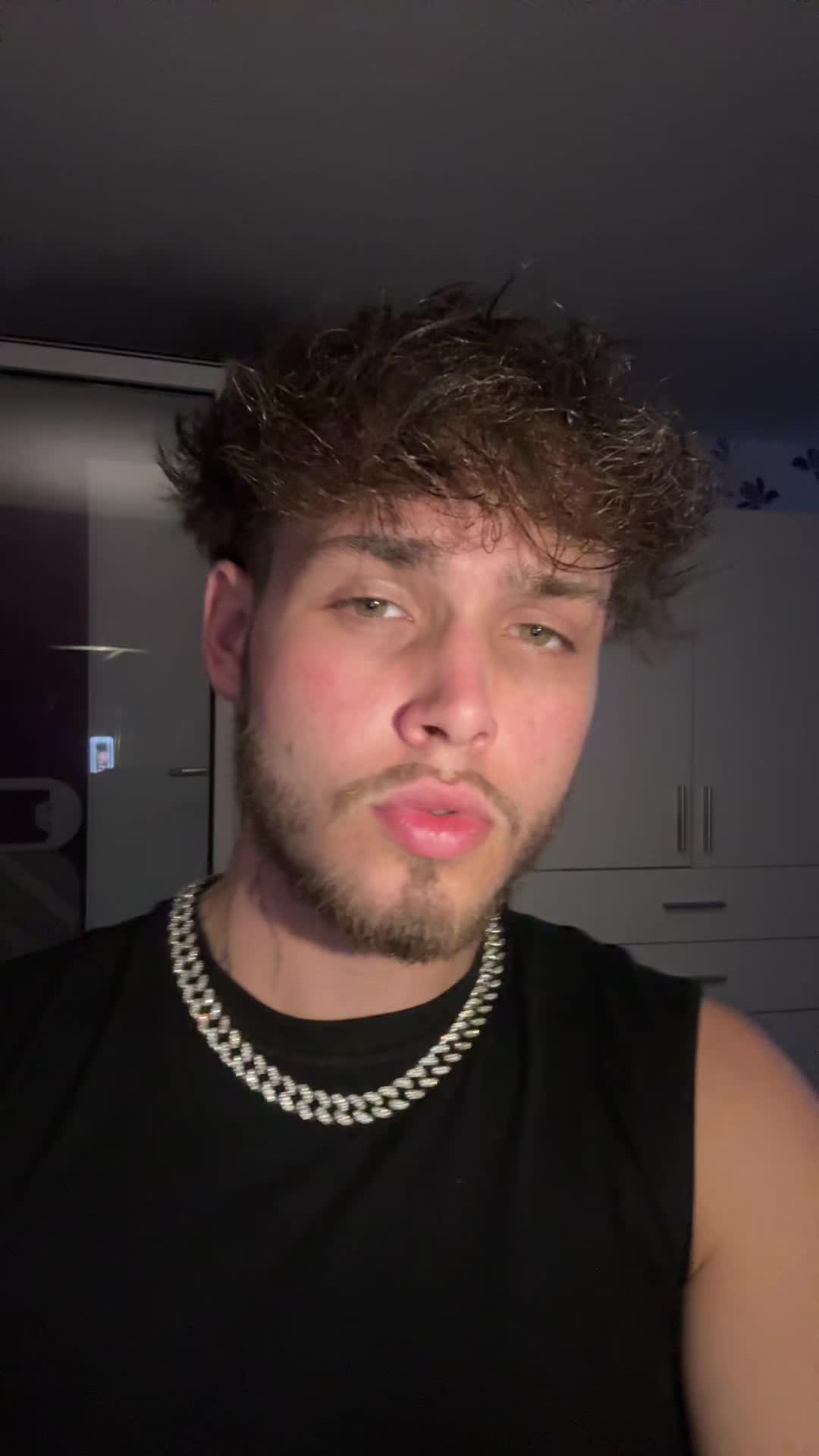@M4NY