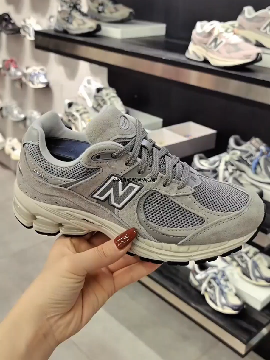@𝙎𝙉𝙀𝘼𝙆𝙀𝙍𝙇𝘼𝙂𝙄