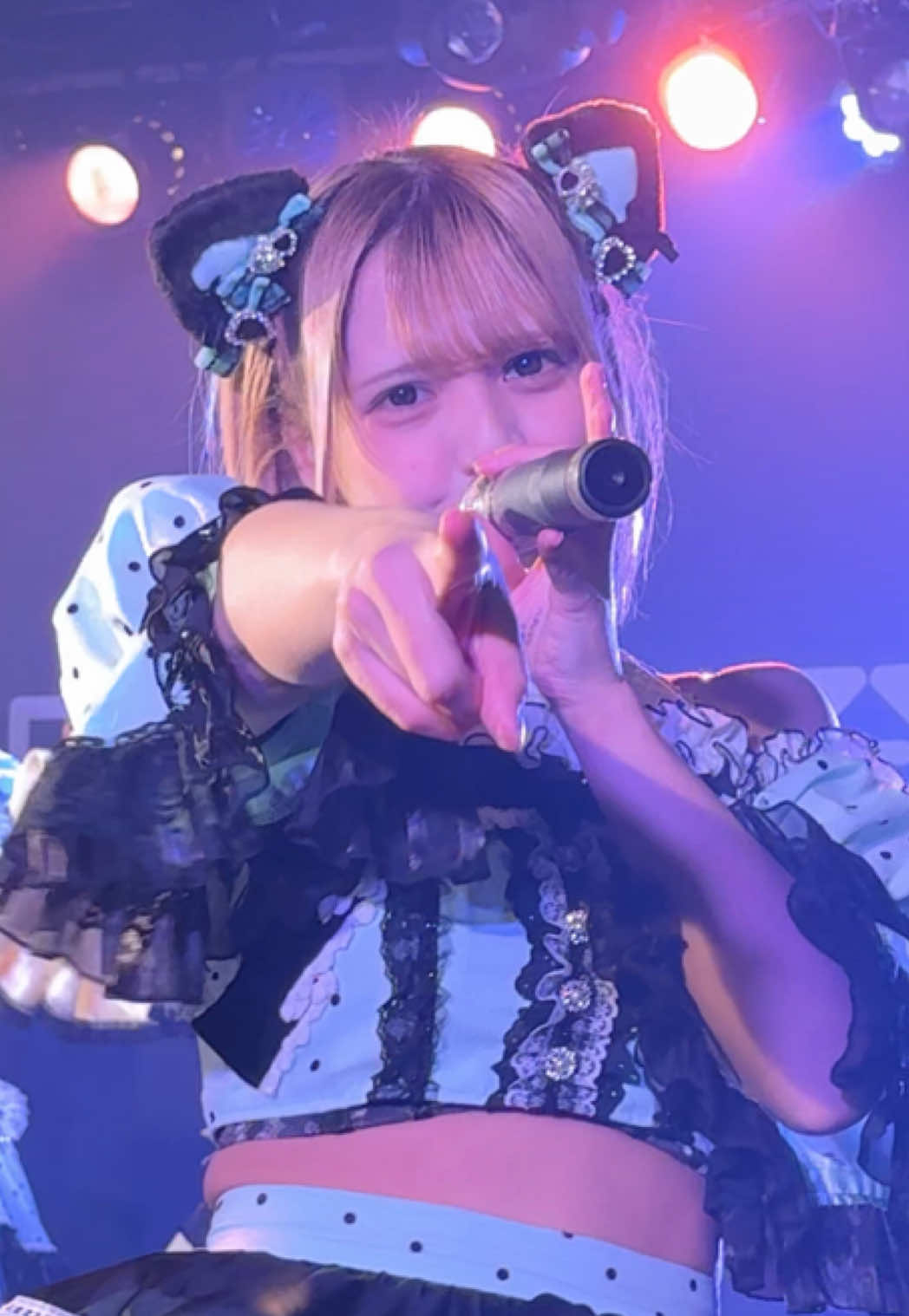 @ともちん