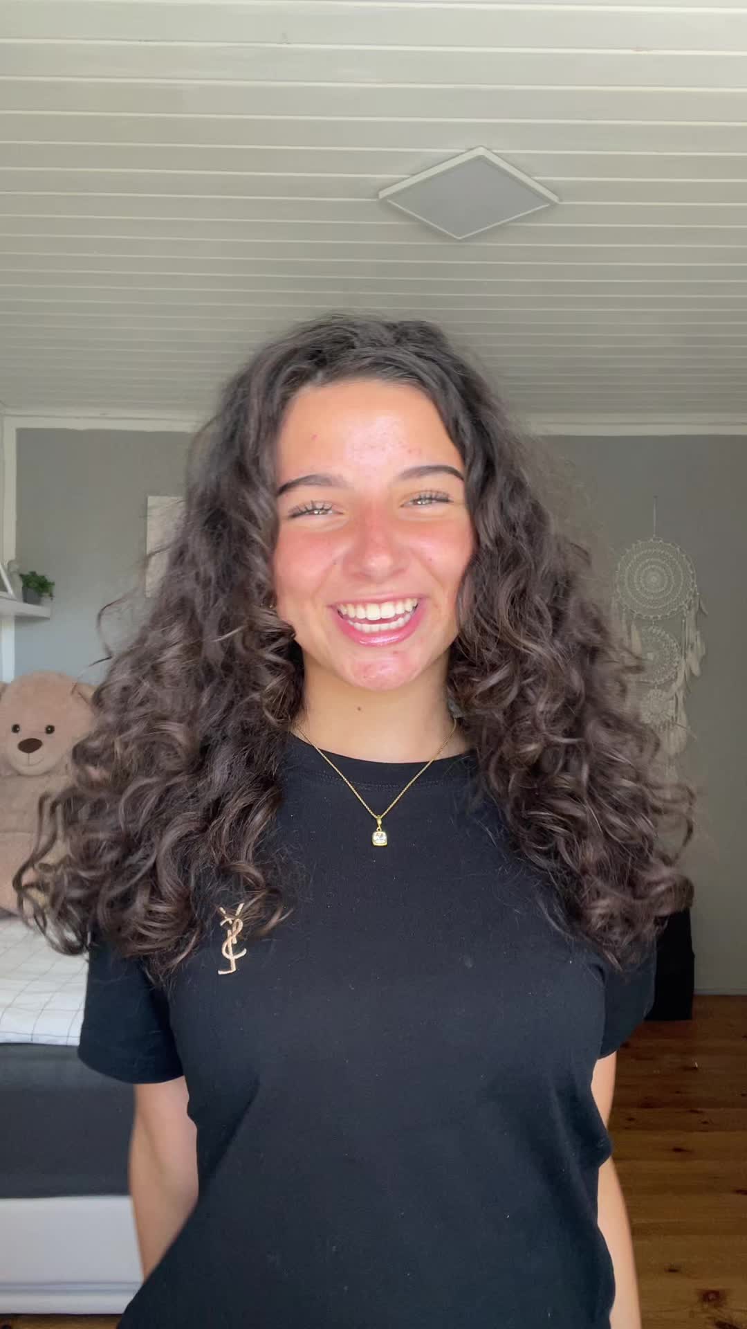 @𝐀𝐧𝐧𝐚-𝐋𝐞𝐧𝐚
