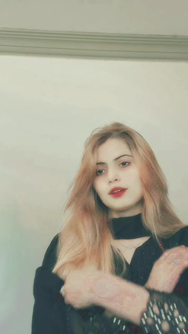 @𝑳𝒂𝒓𝒂𝒊𝒃🦋