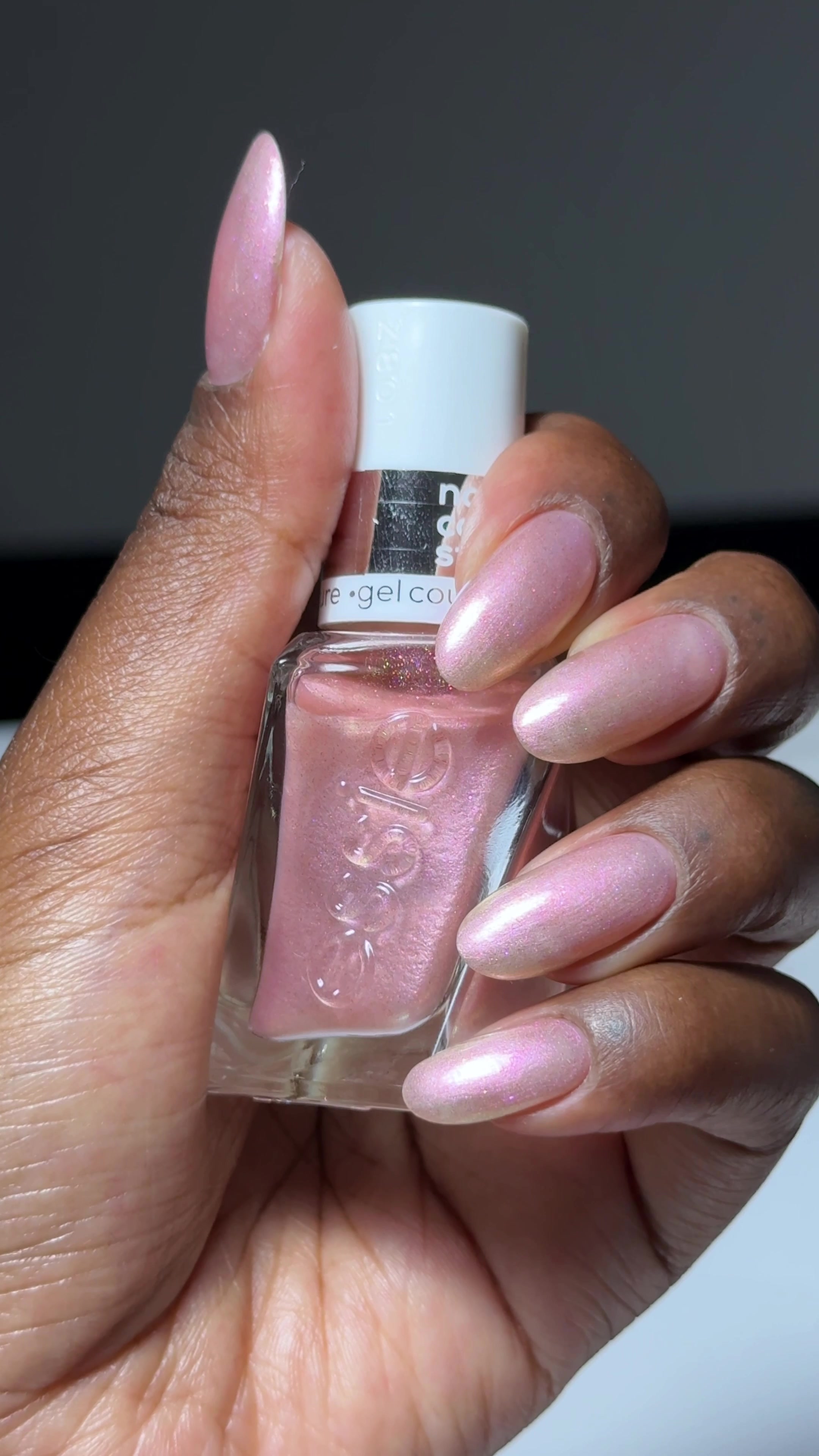 @essie
