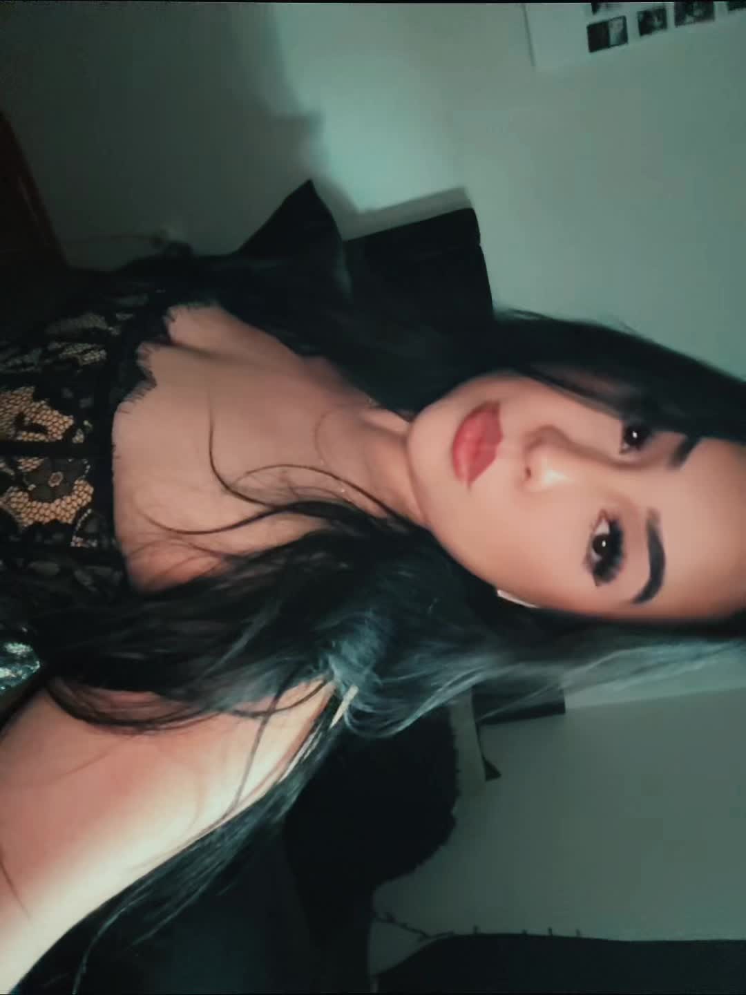 @Yuniki Chavez