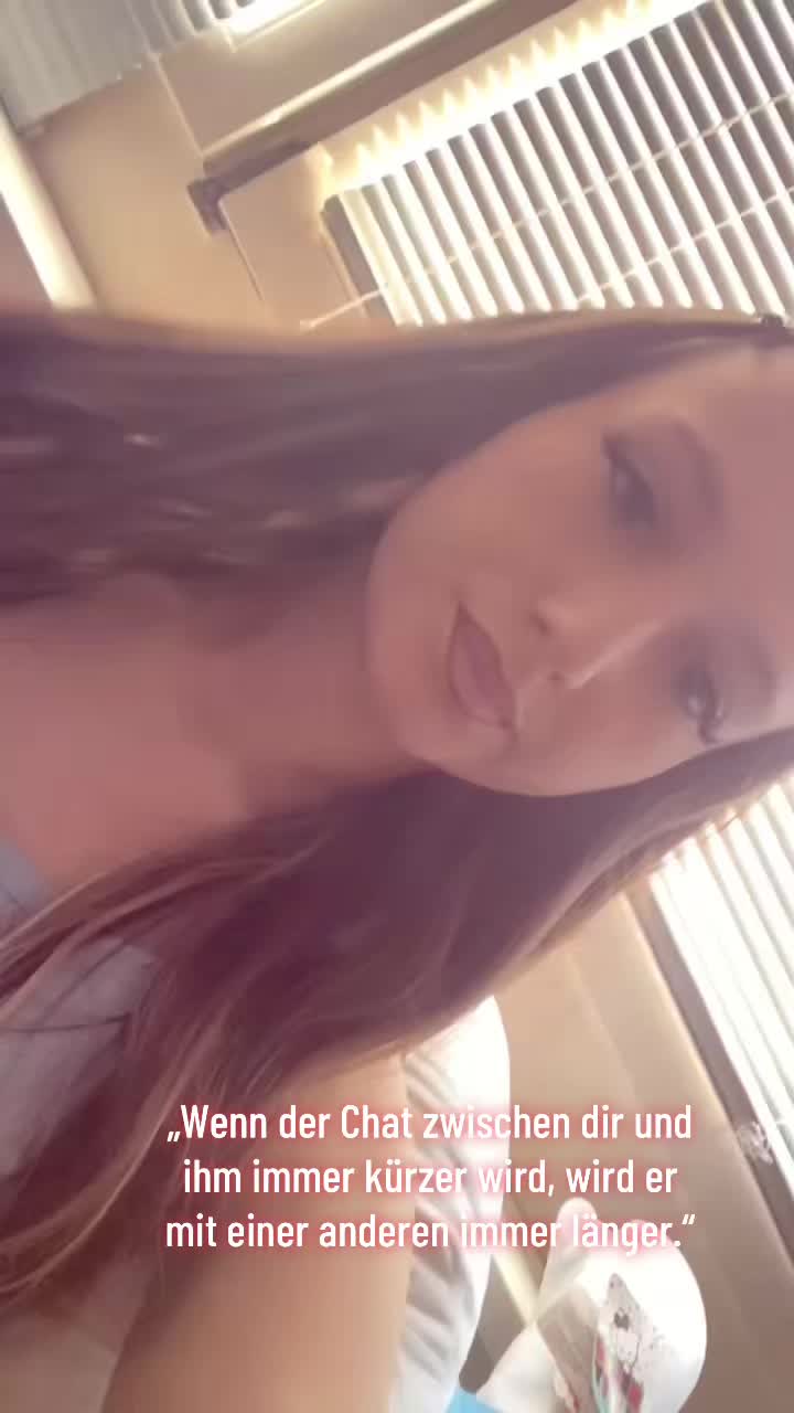 @🫐