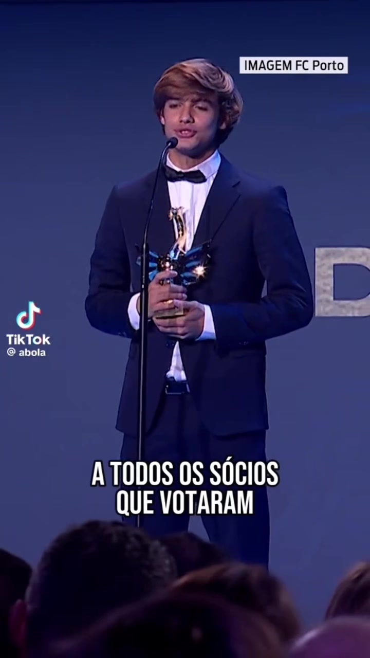 @Adriana