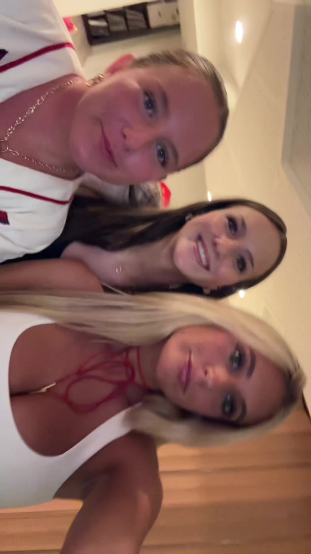 @Eva