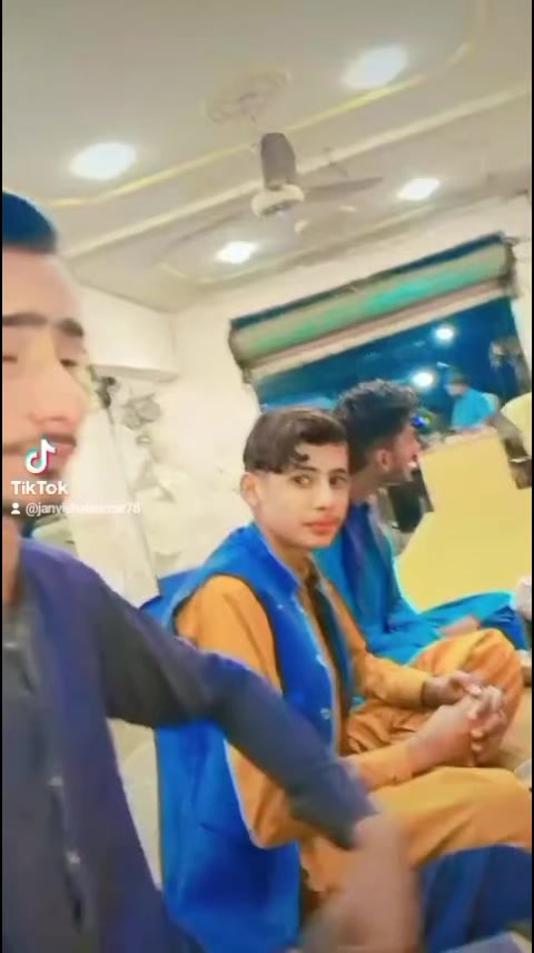 @VISHAL♥️JAAN 💫