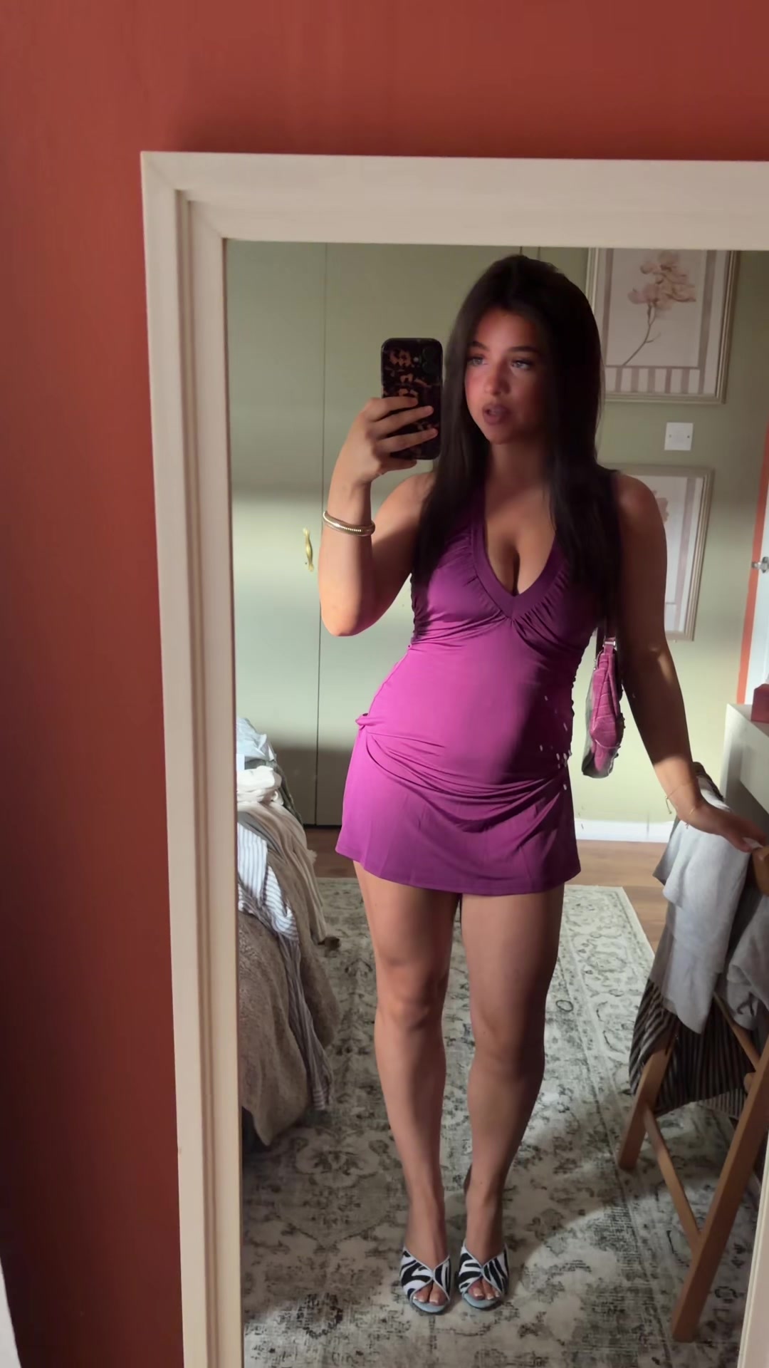 @floraknowles