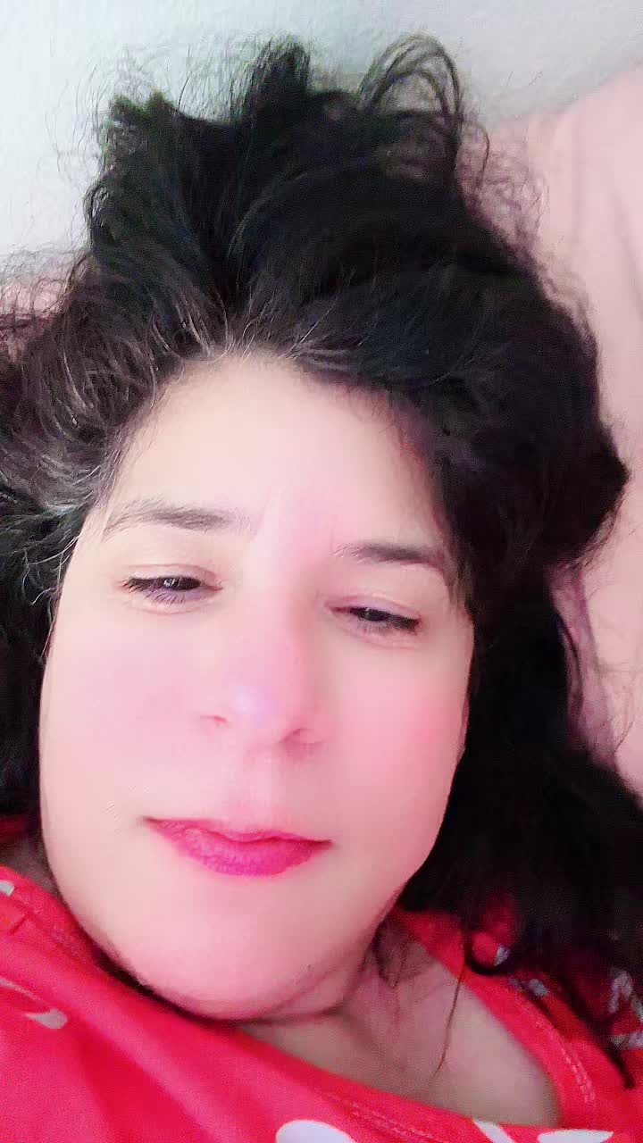 @Bella