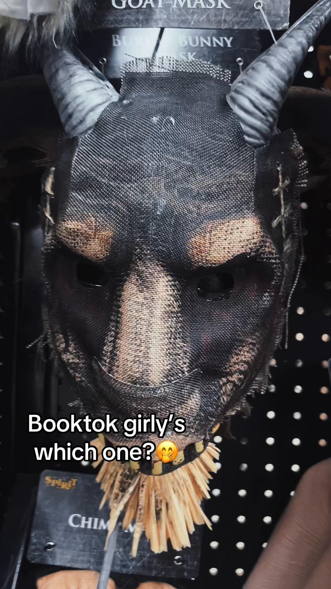 @Kara Nicole🖤🕸️