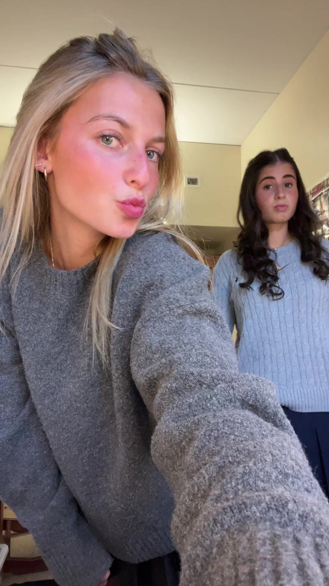 @Lily Rosenblatt