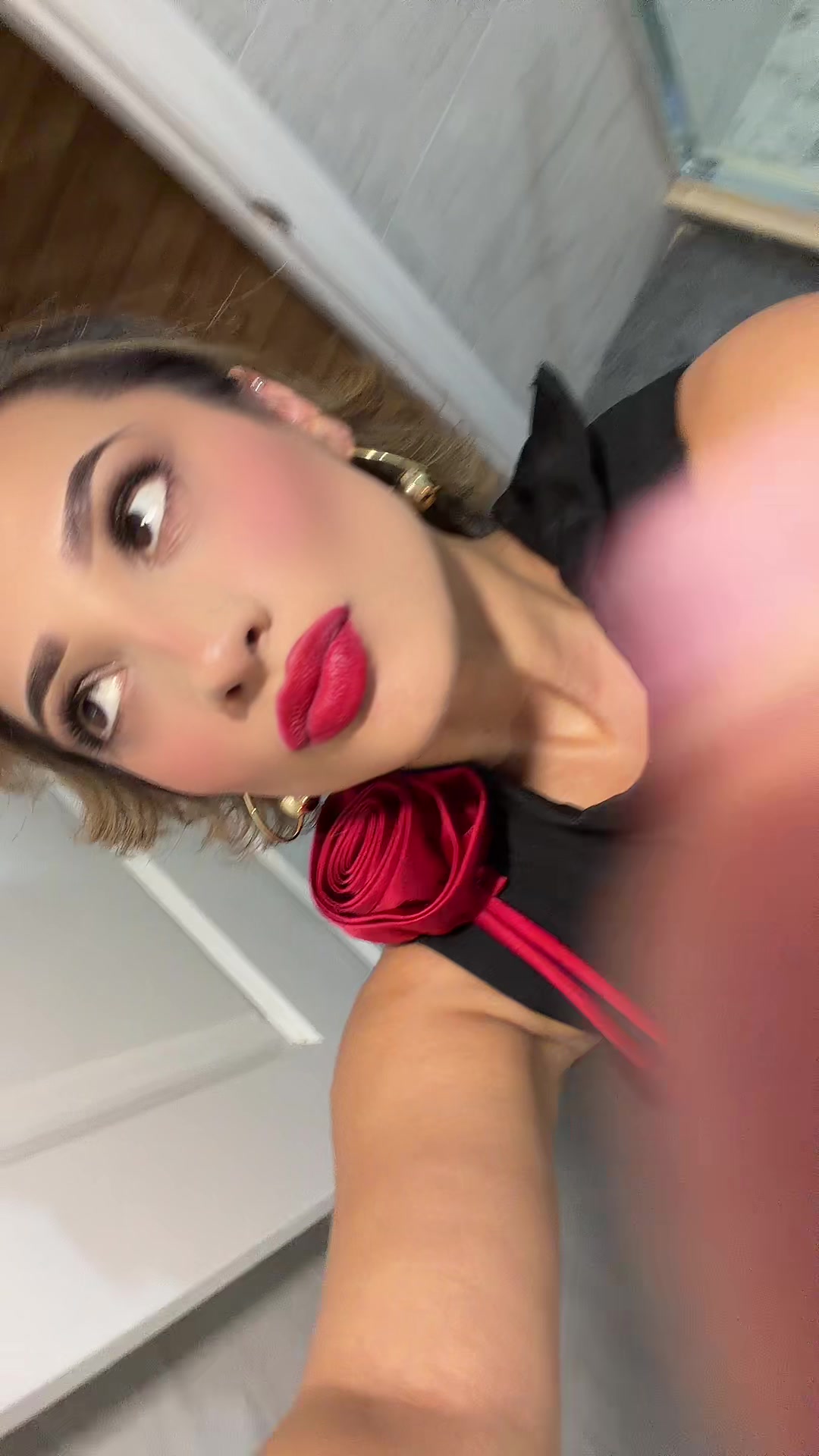@Angjelina