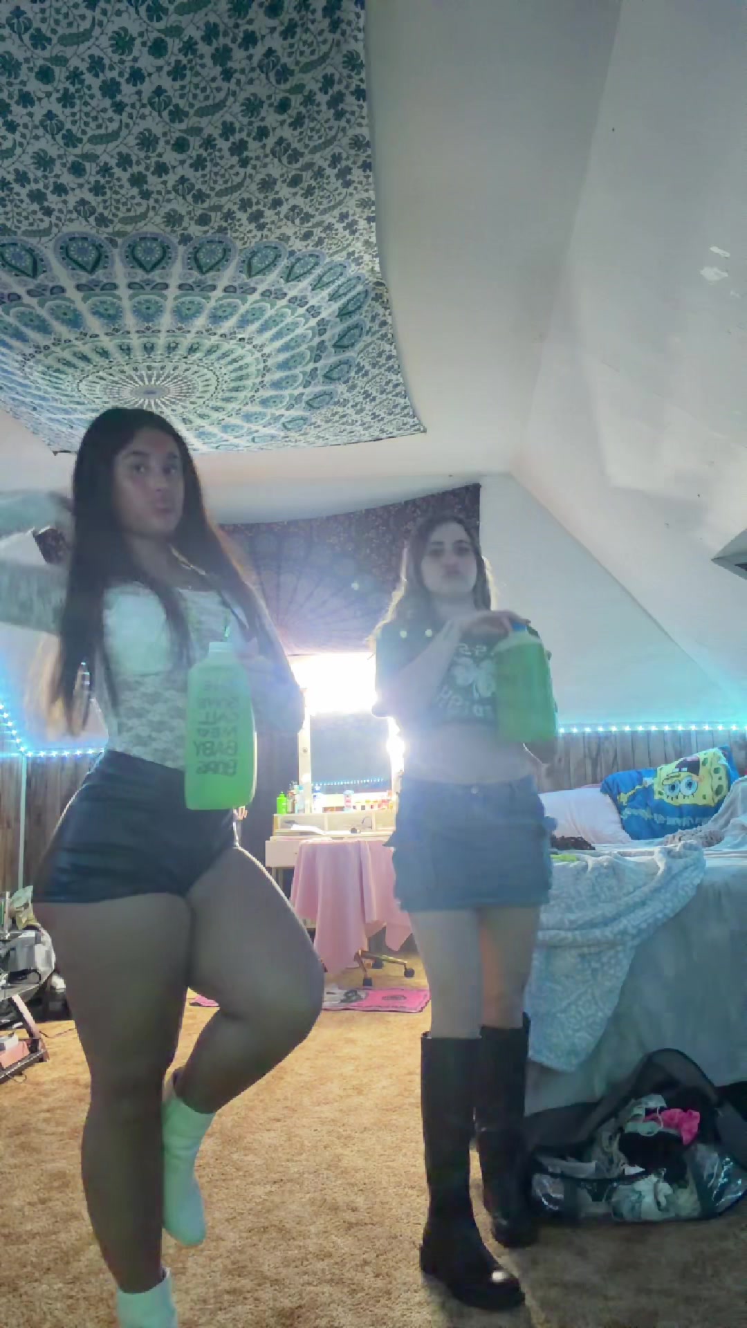 @av