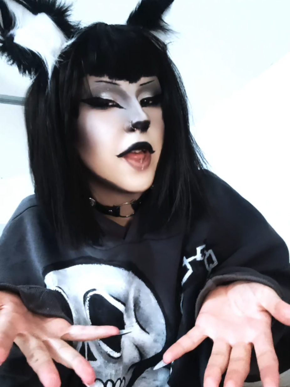 @Hakana cosplay🌿