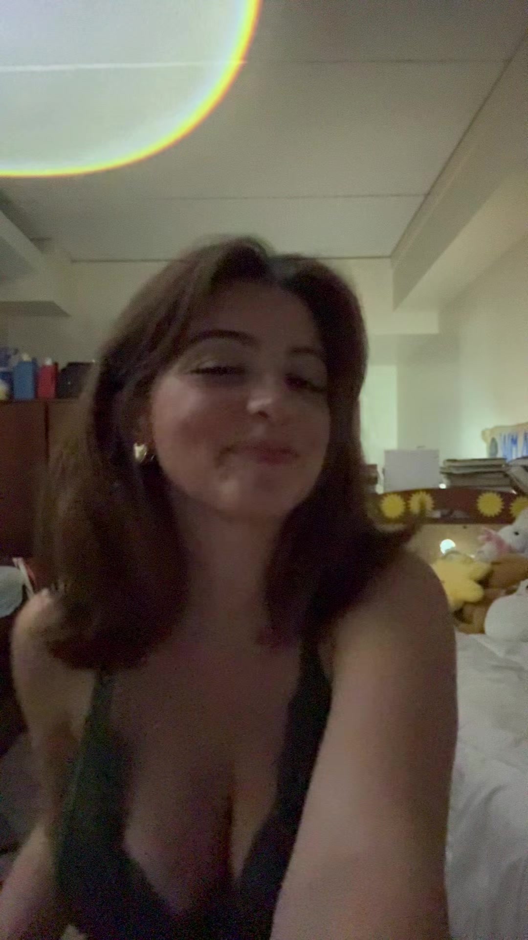 @bella