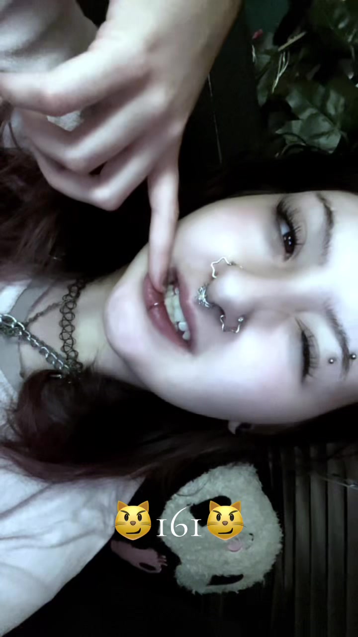 @꩜｡𖣂𝓦𝓲𝓵𝓵𝓸𝔀✮☮︎ &deg;☾