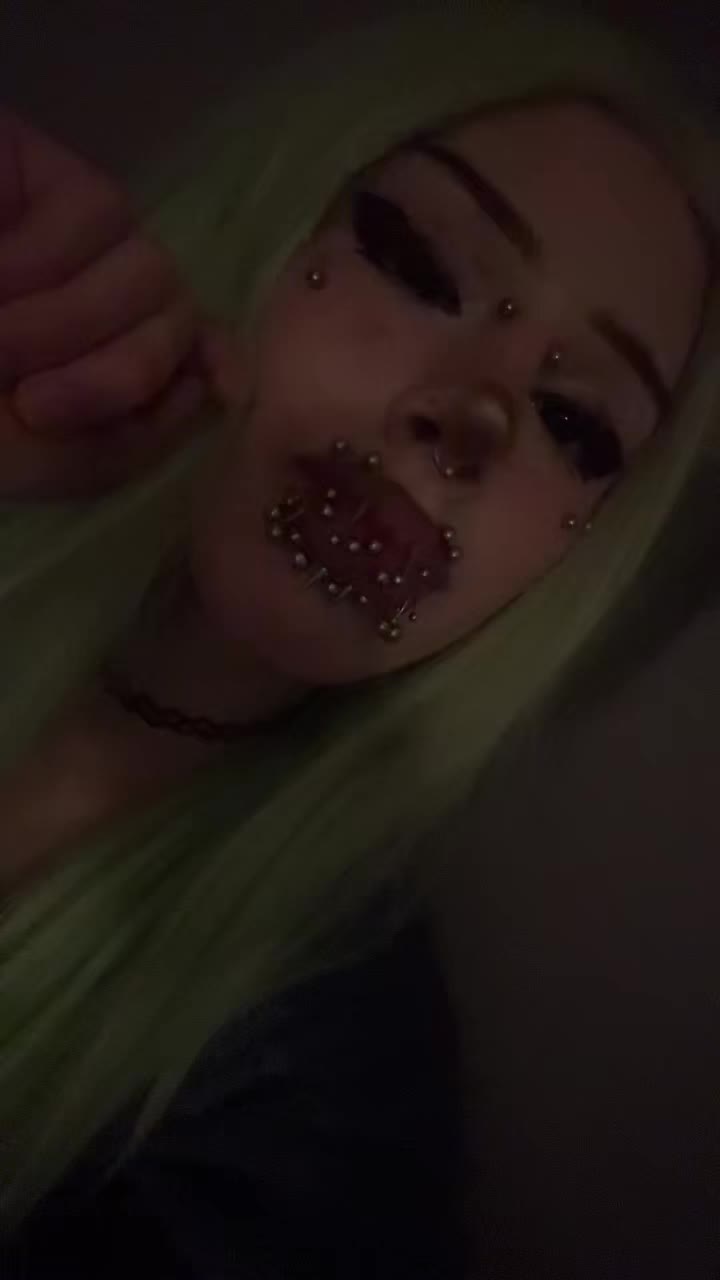 @kissym0lly