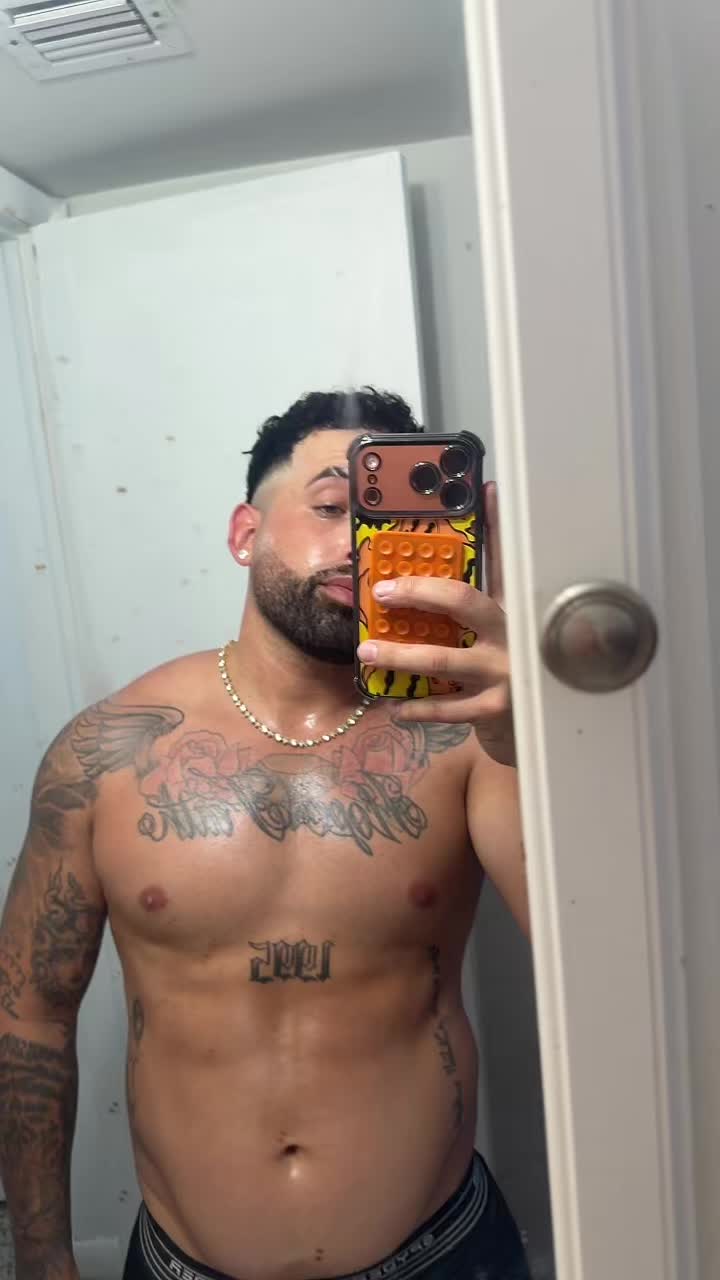 @the_cuban_nick🍓