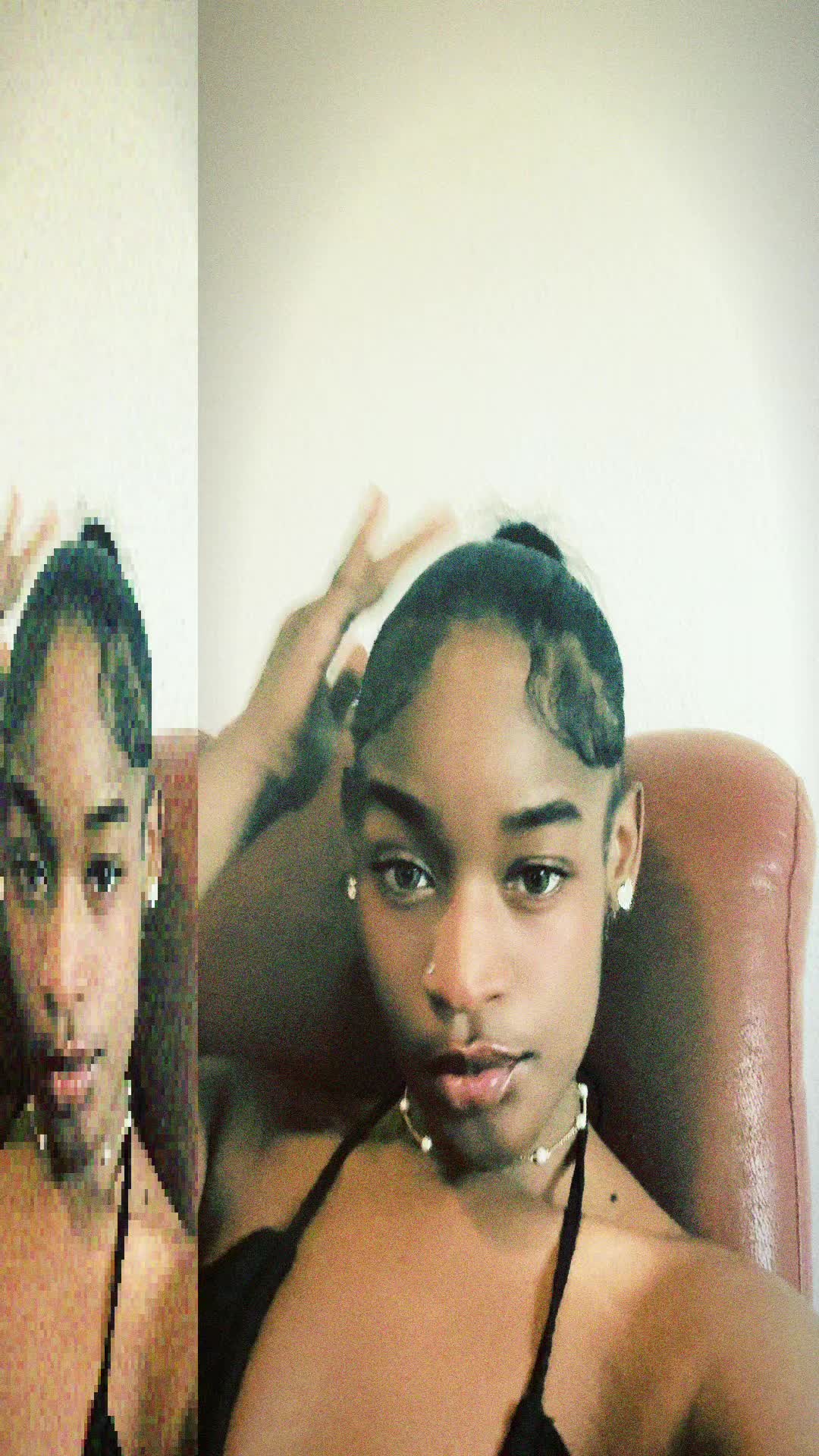 @i love pretty girls 🫦.