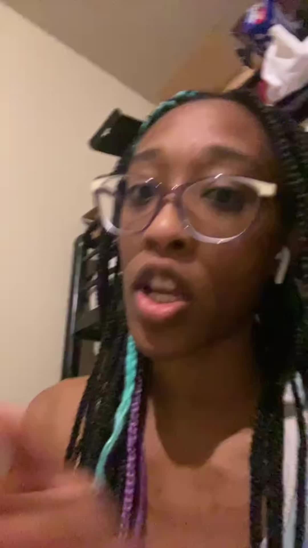 @Shayla
