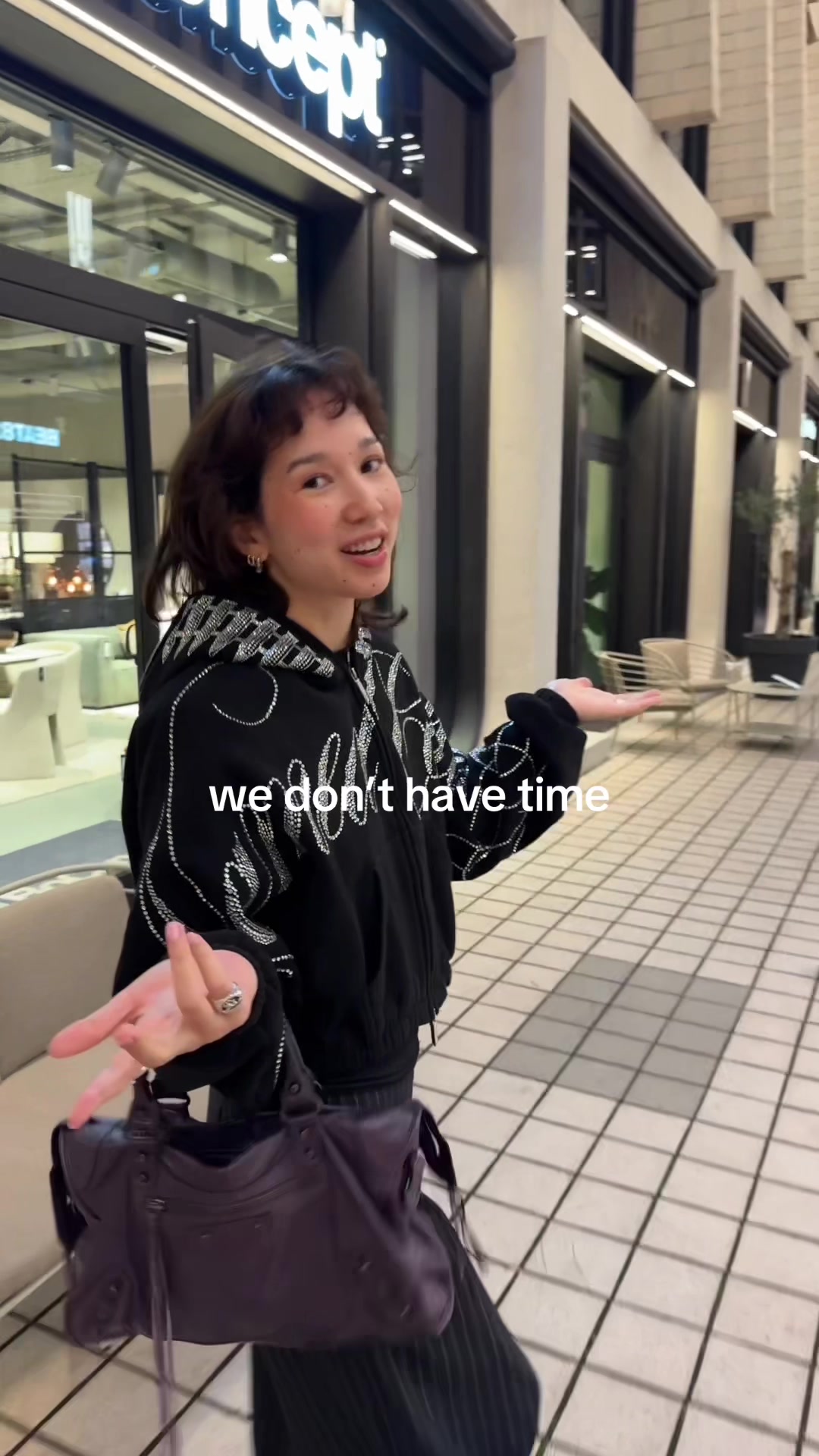 @Siri (yes, for real)