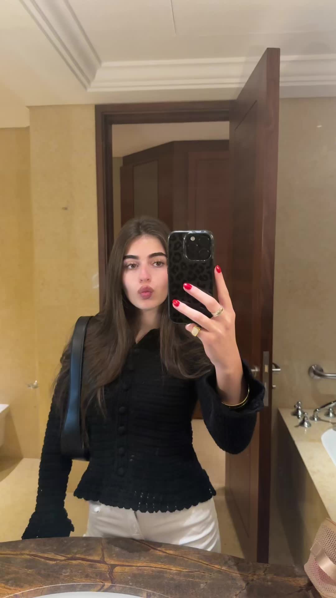 @Lily-Rose
