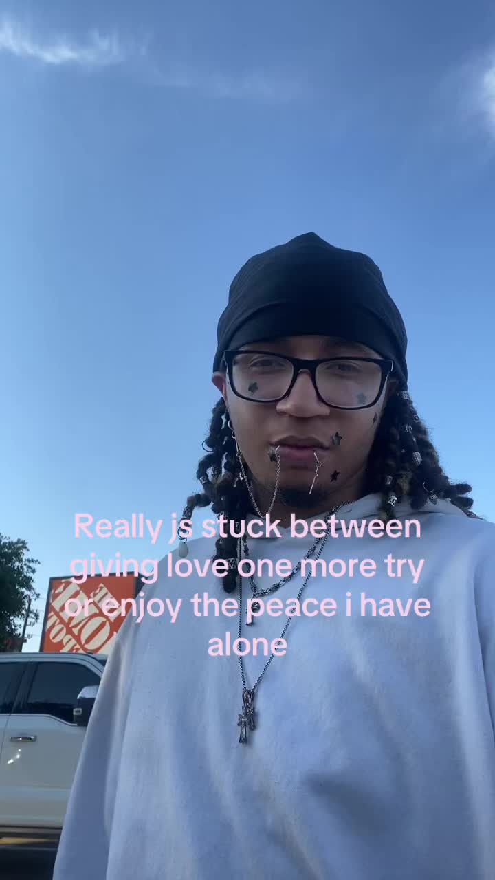 @whoz_twistann