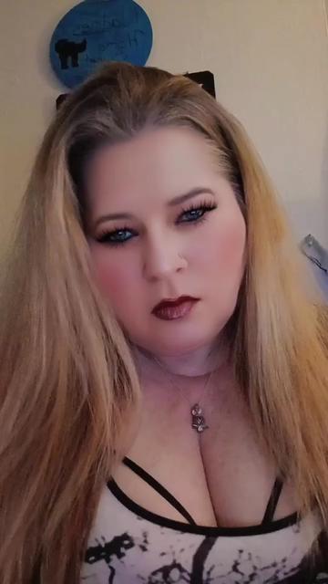 @thatsnadine2you