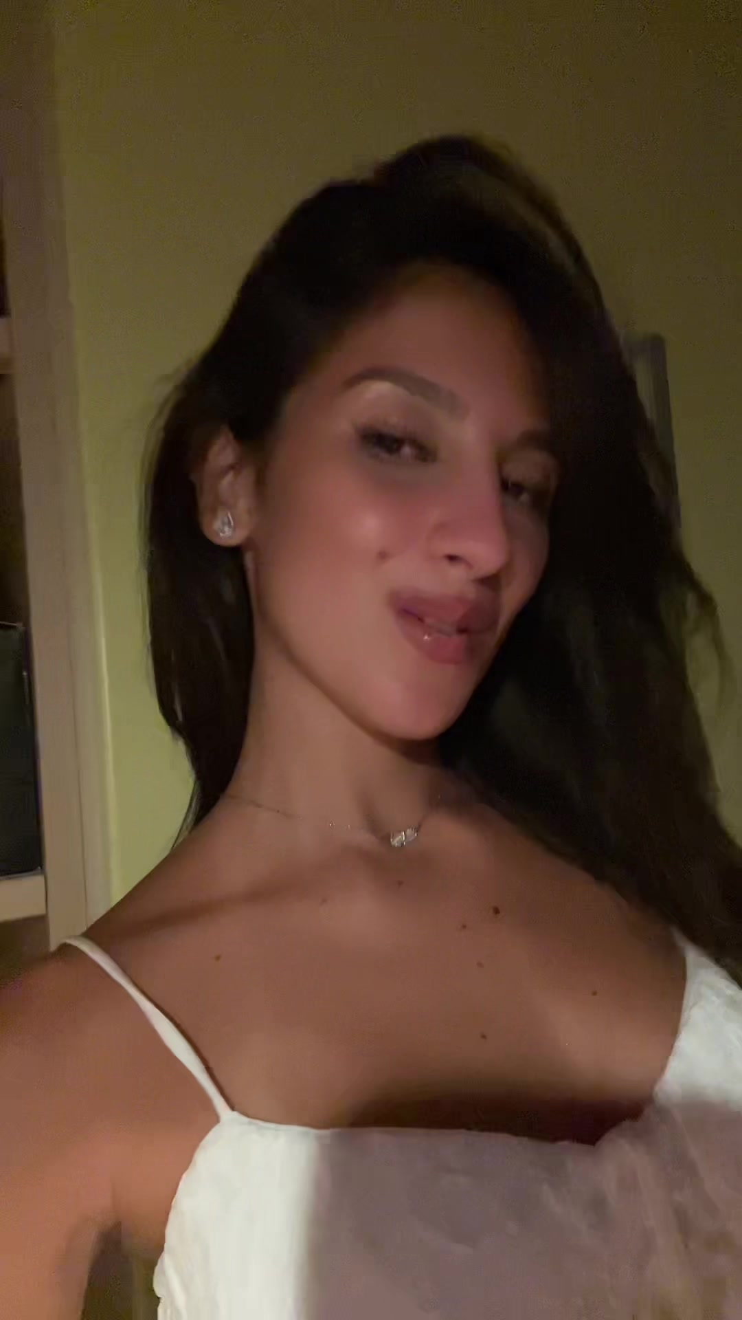 @auroravalentino