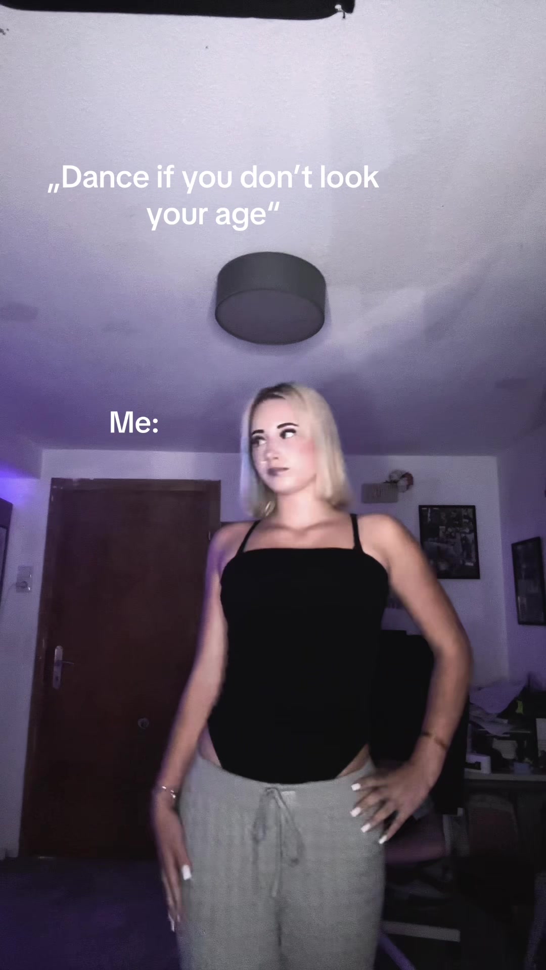 @🎭