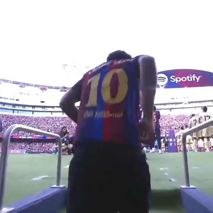 @ꜰᴏᴏᴛʙᴀʟʟ_ɢɪʀʟ 🇸🇾💚