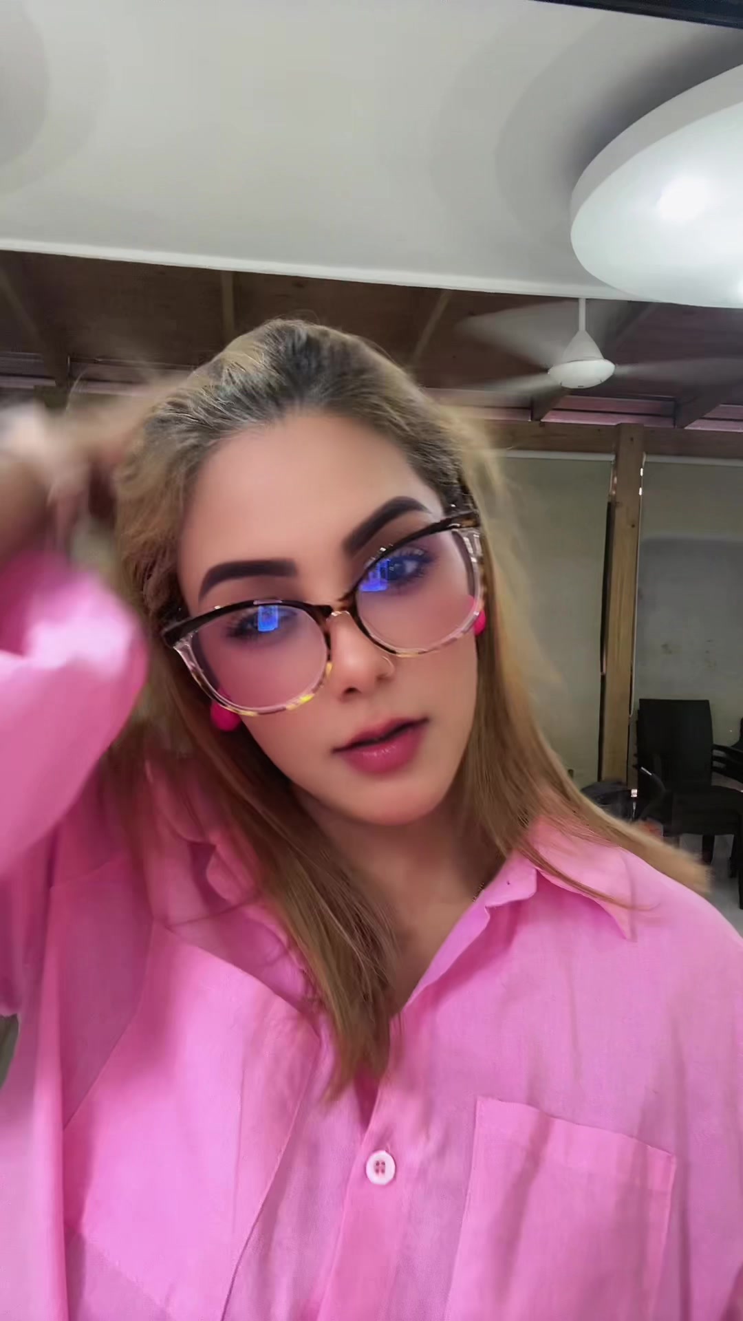 @Adelinaunika