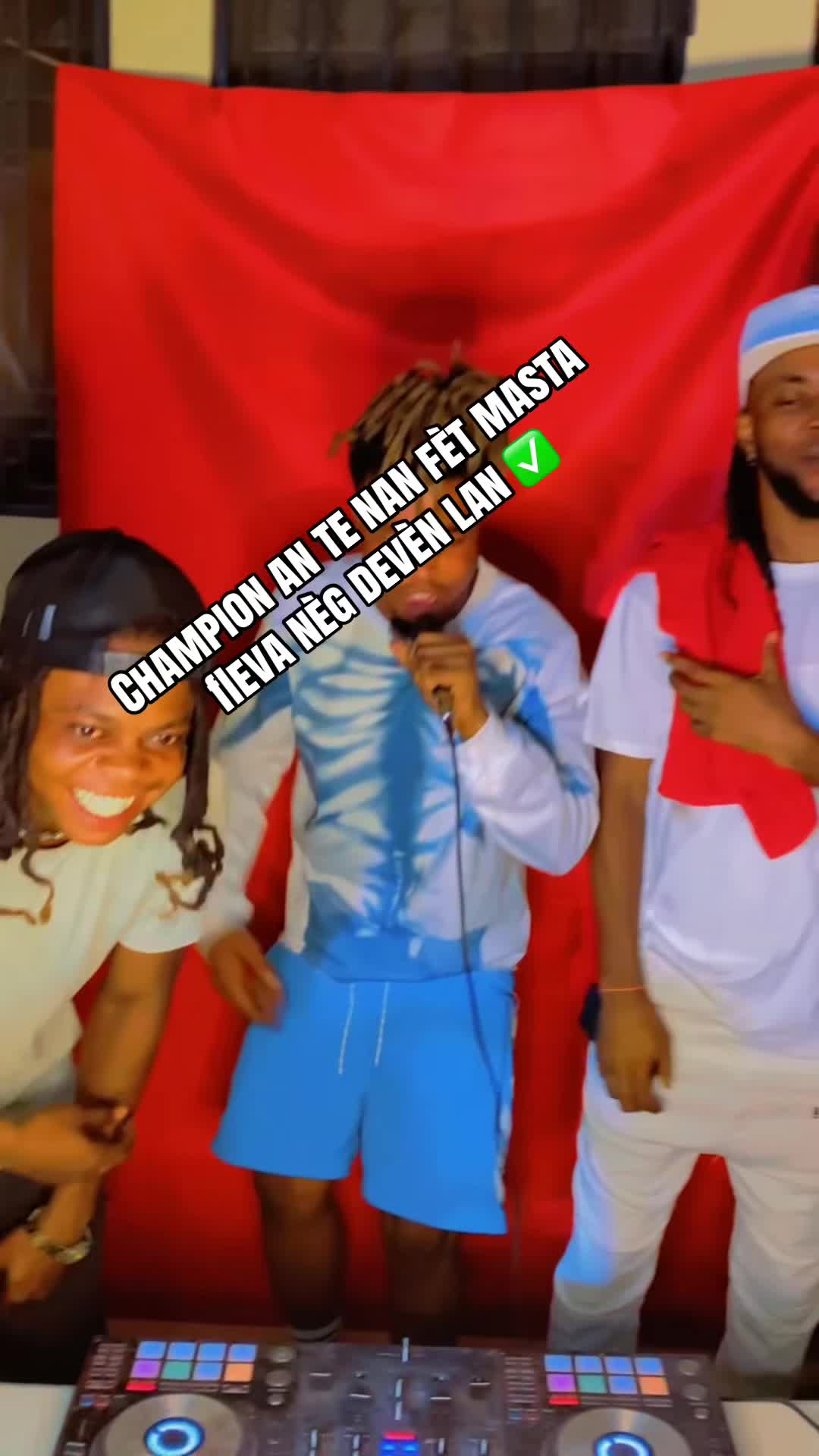 @Rockstar gade l’or 🤱🏿🥶