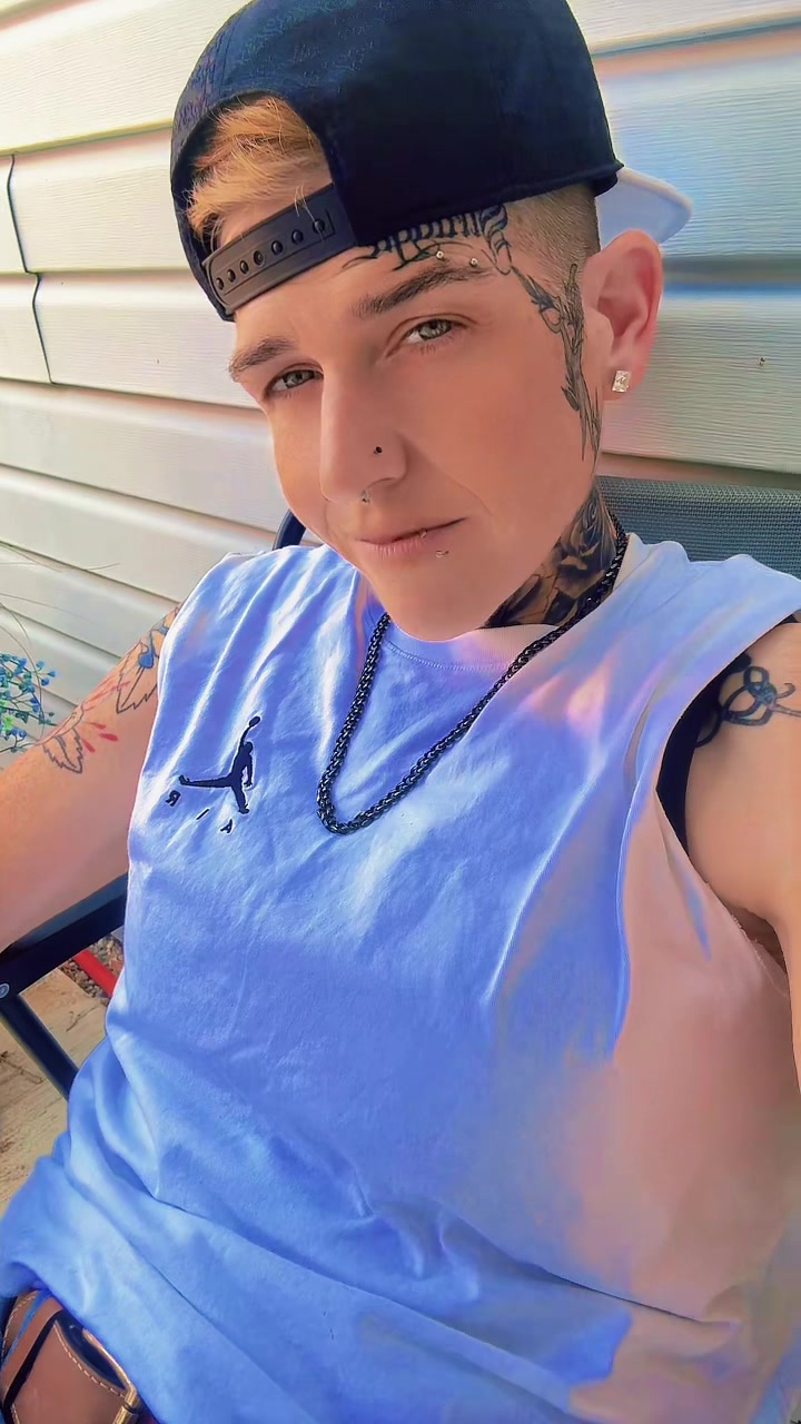 @💋🇨🇦masclezz🏳️🌈💋