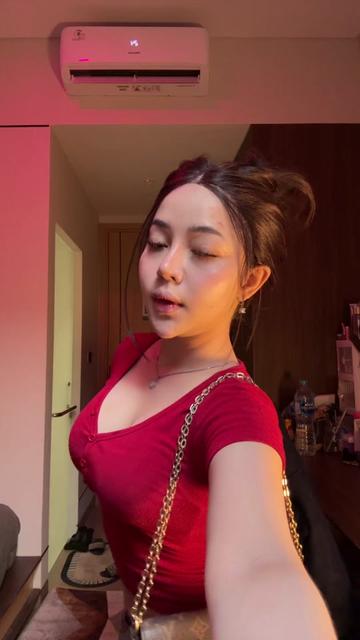 @hi,its me tatut