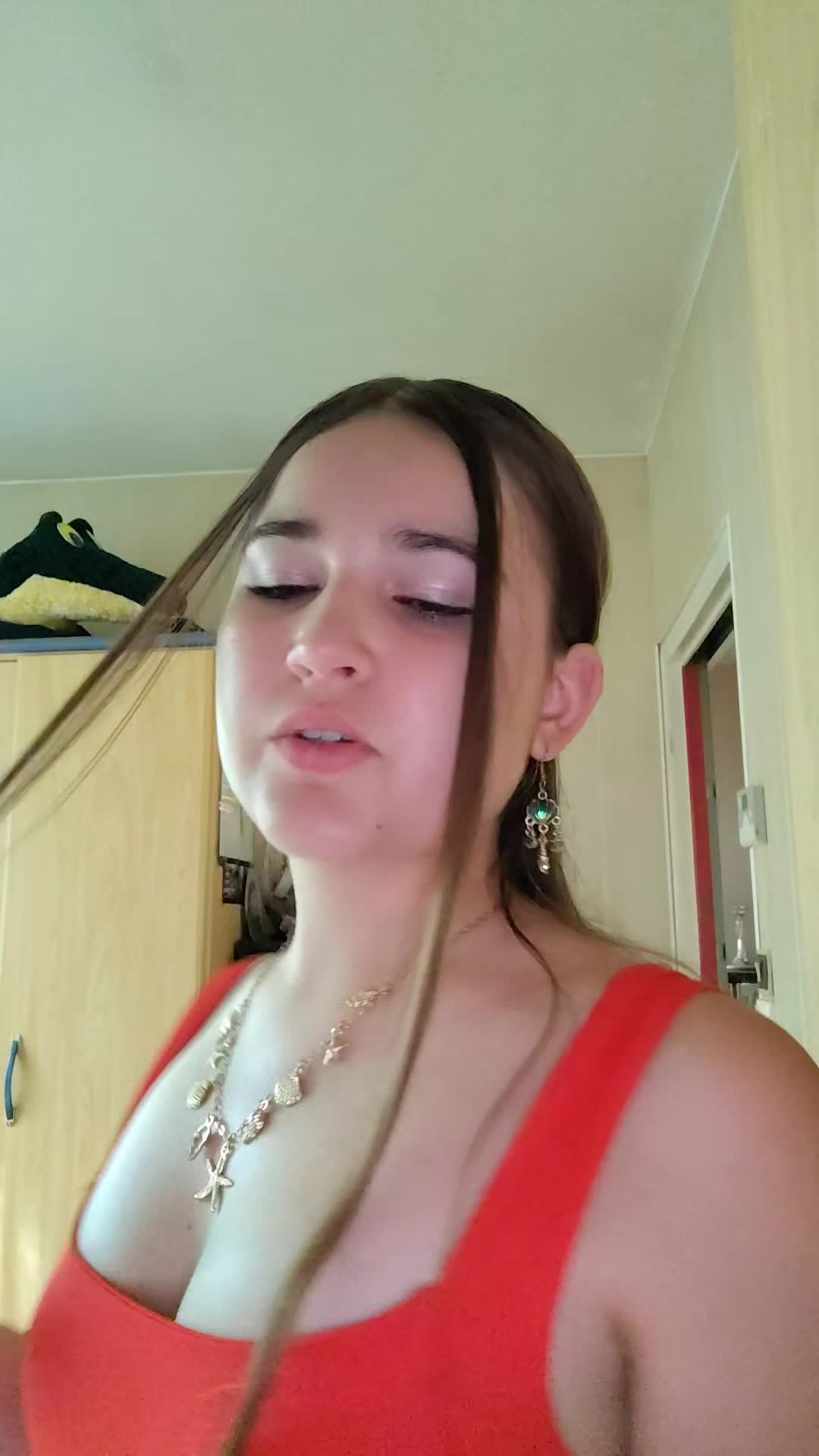 @Alicia