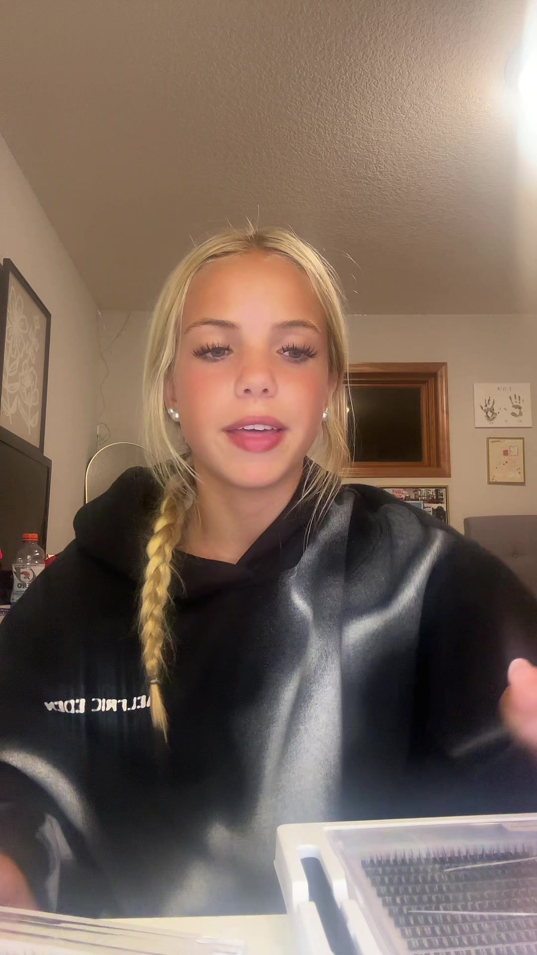 @Alli