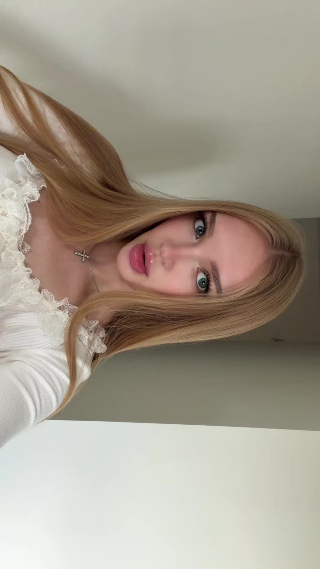 @анечка