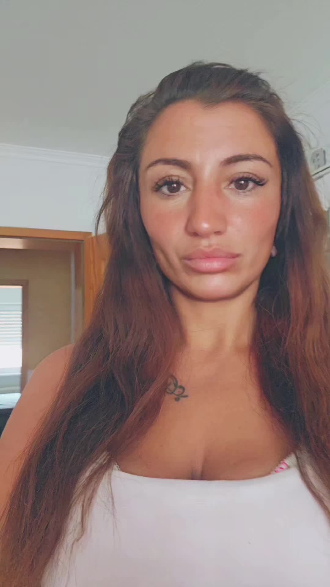 @Valentina Ri/Ka