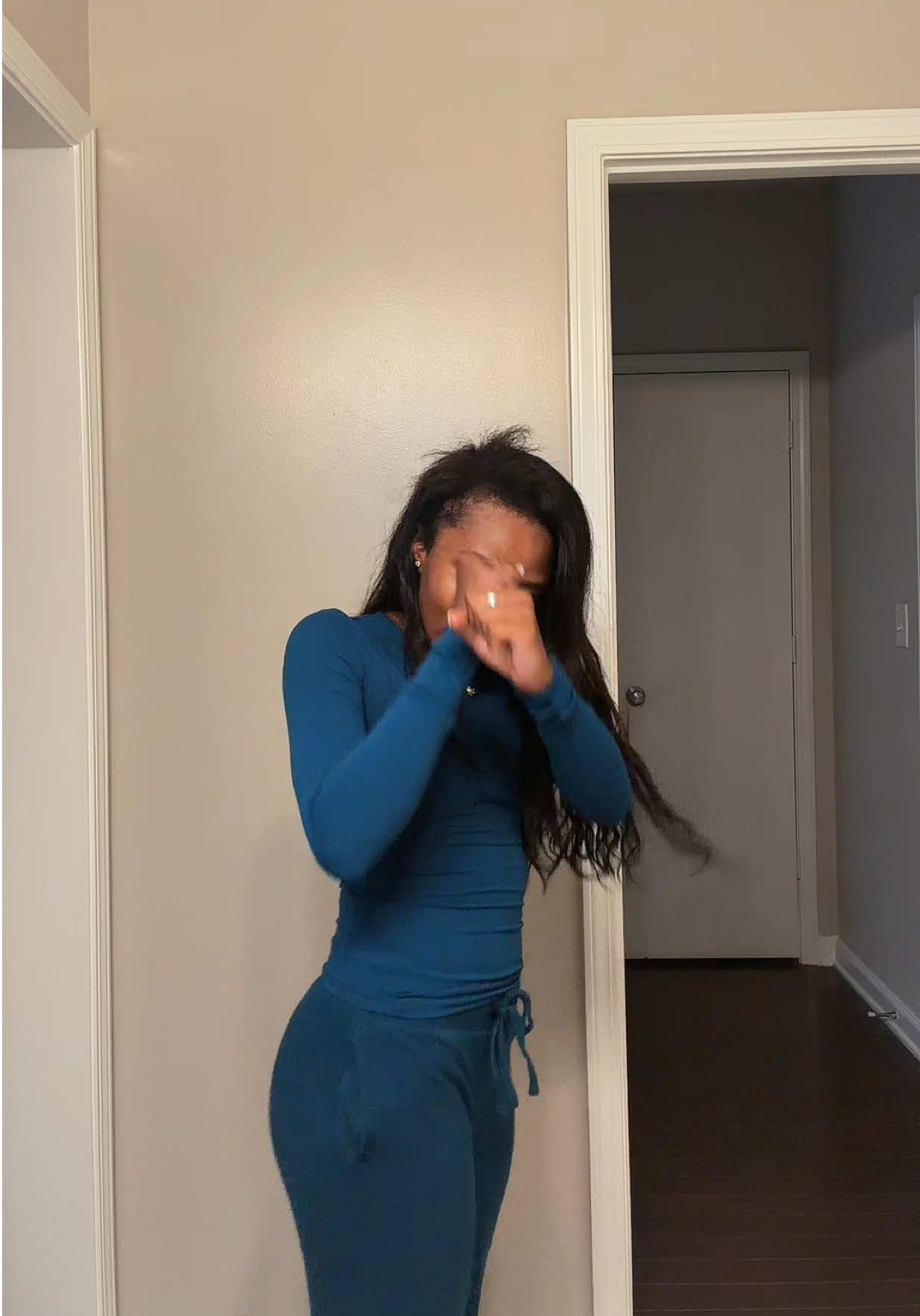 @AMOURJENNAE