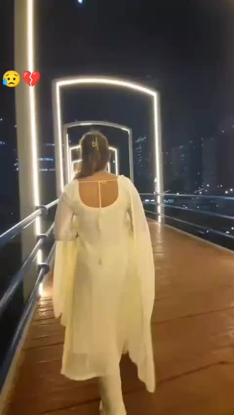@🦋
