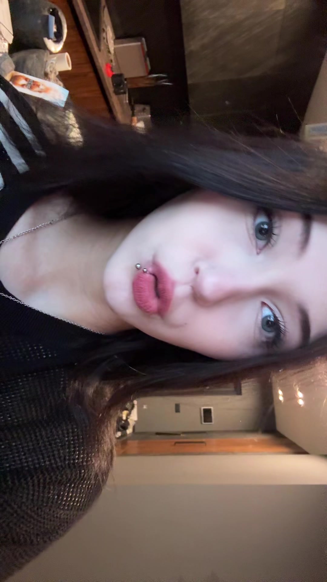 @уля линн