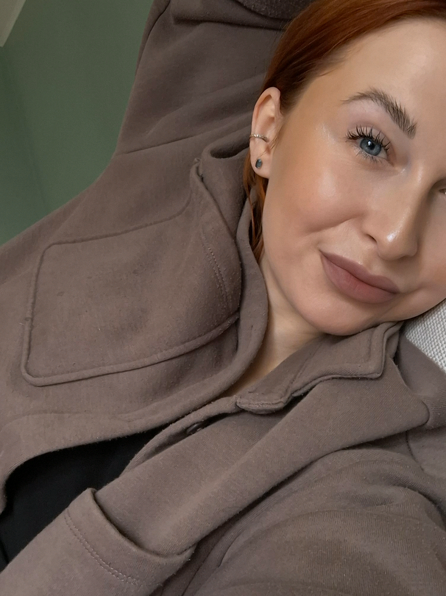 @Александра