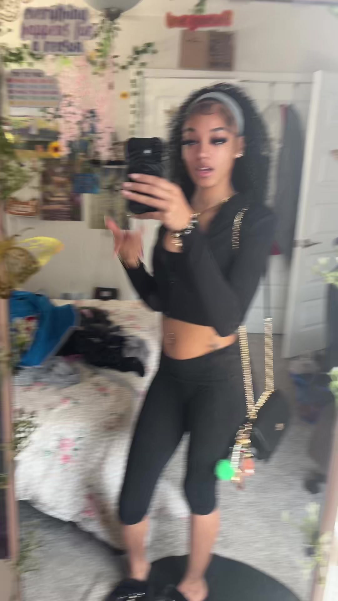 @ciciii.