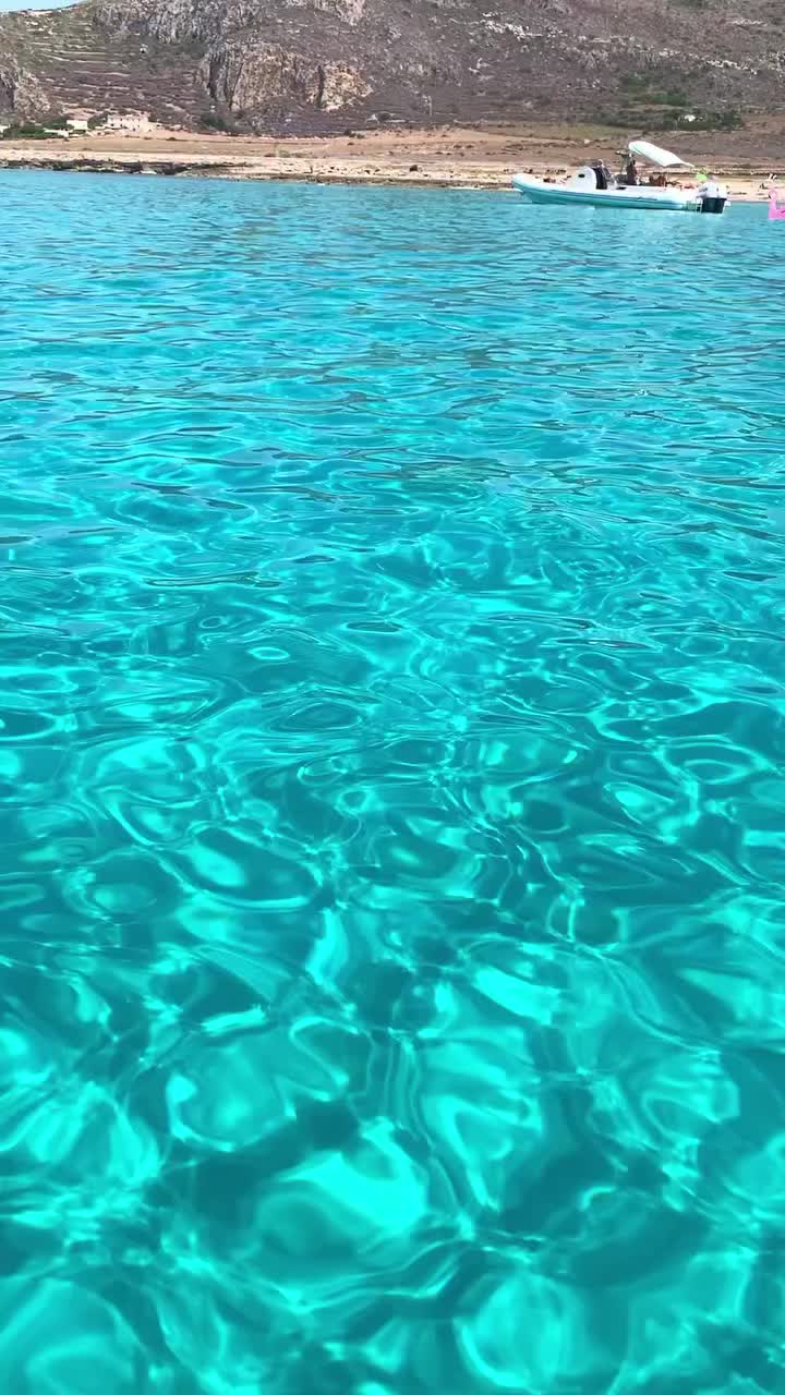 @Mytravelmoods