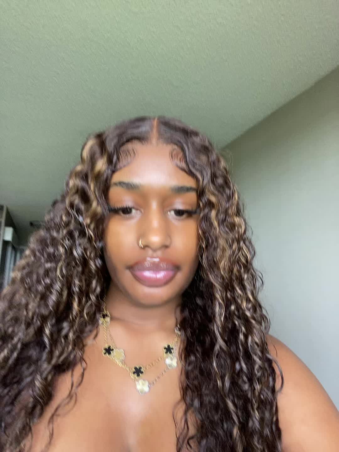 @D&rsquo;Nyijarae&rsquo;