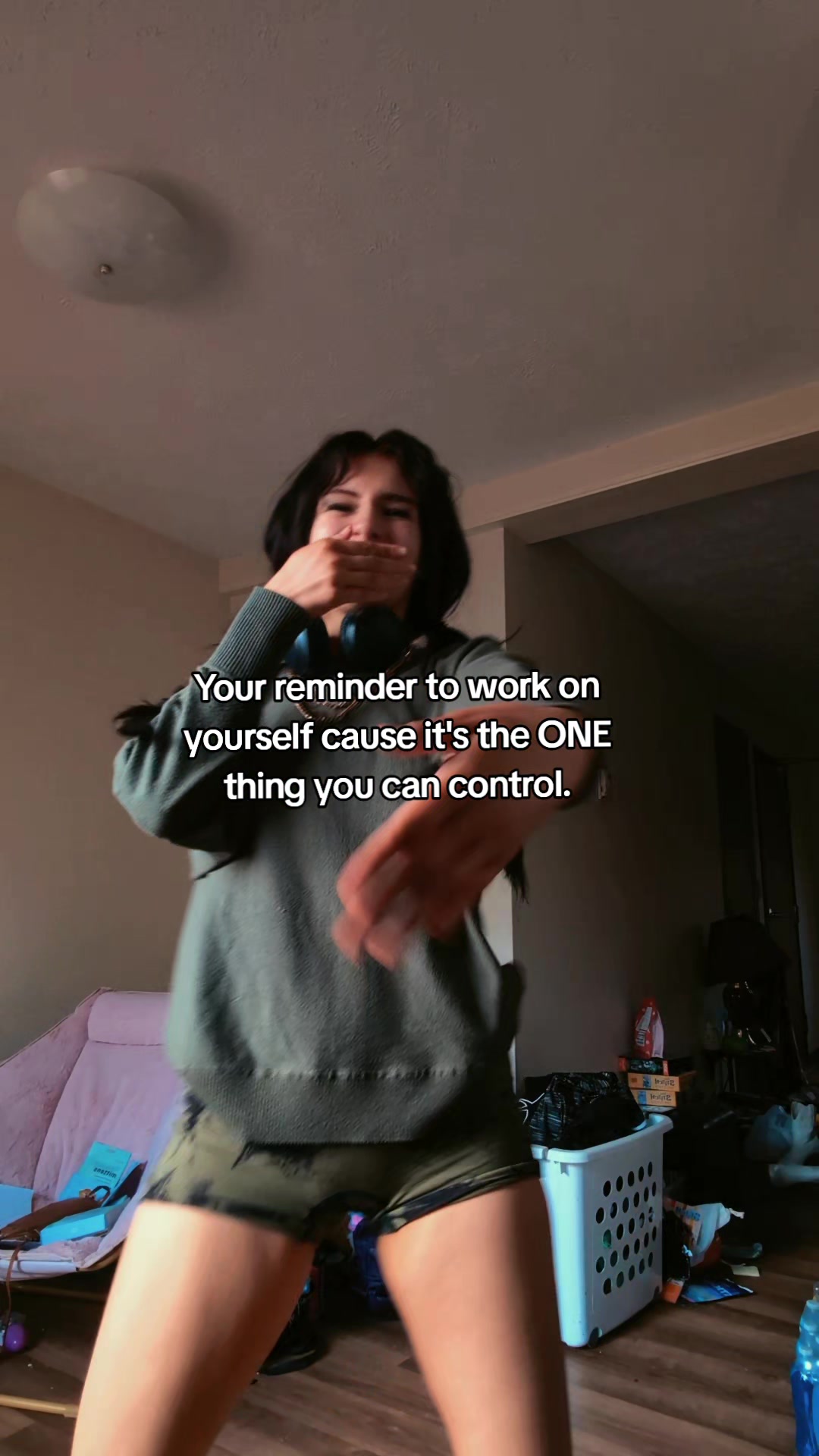@V a n e s s a