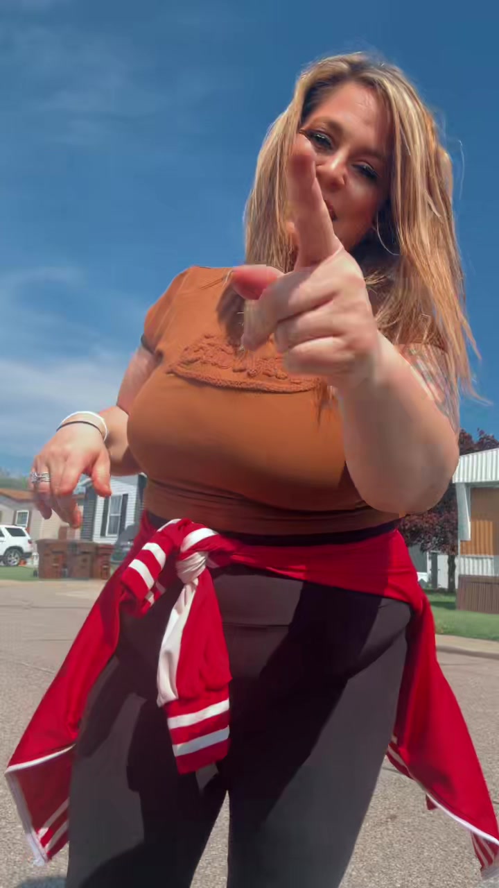 @corabella88